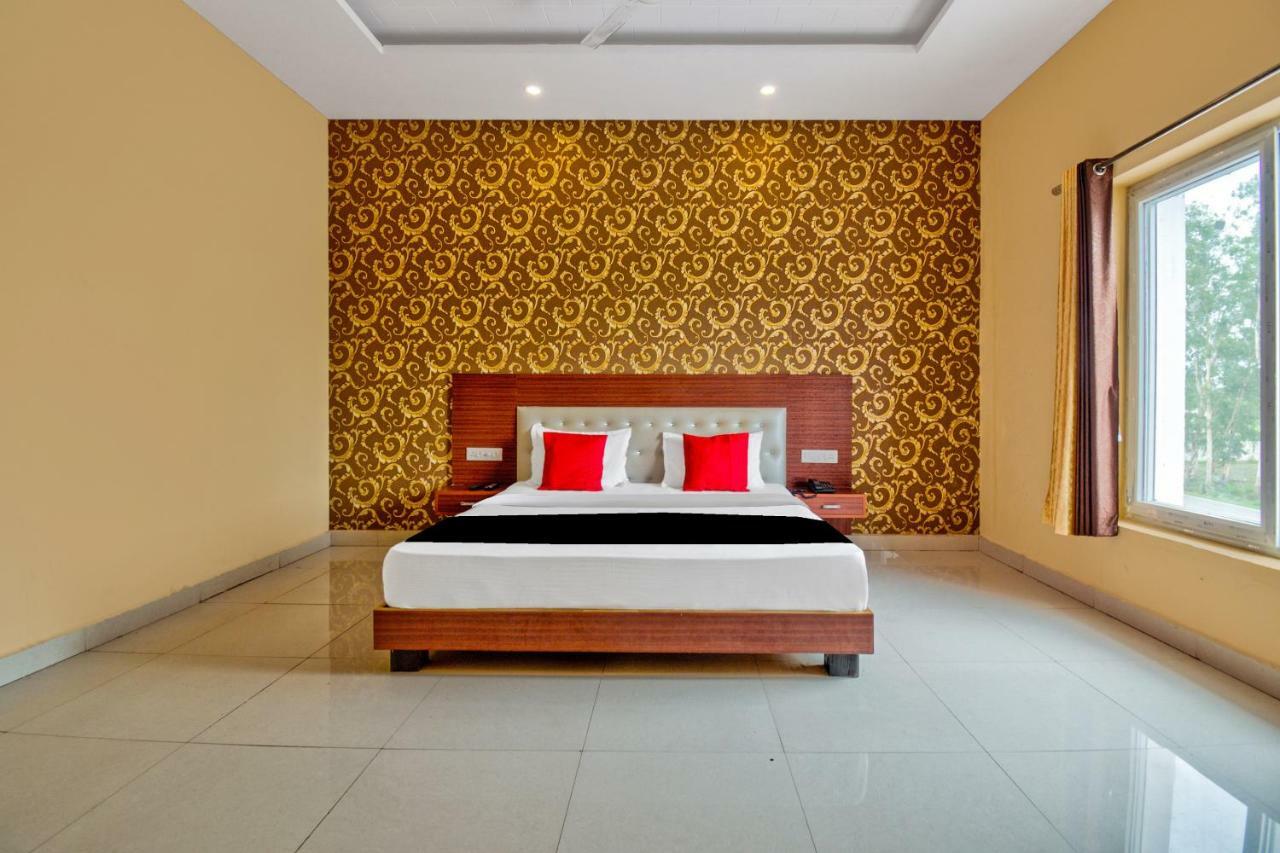 Capital O 40833 Maharaja Hotel & Restaurant Kashipur Exteriér fotografie